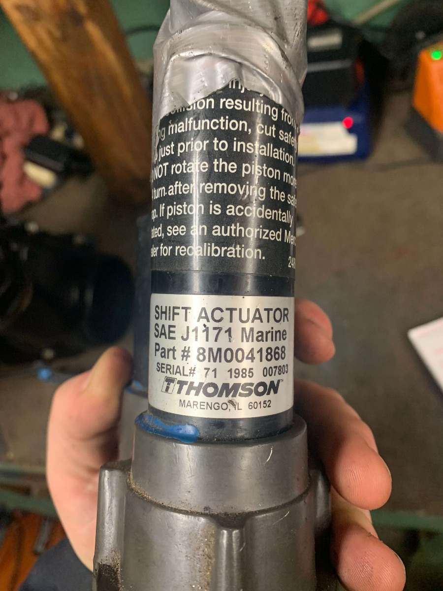 img_7530_3_ Mercury 250 Verado 2011 Shift Actuator Part# 8M0048114 - Image 1